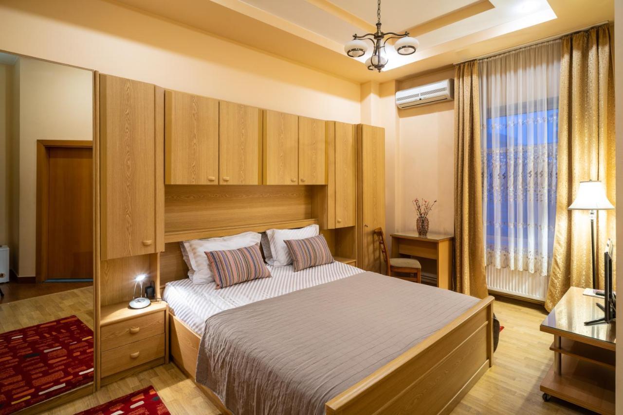 Hotel Europa Zsilvásárhely Kültér fotó